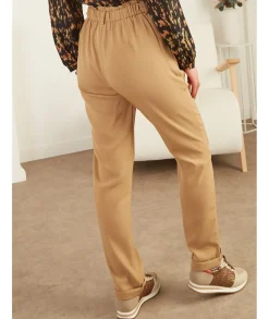 Jeans / Pantalons><noscript><img width=
