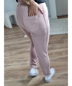 Jeans / Pantalons><noscript><img width=