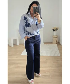 Jeans / Pantalons><noscript><img width=