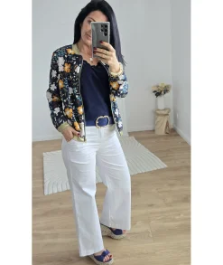 Jeans / Pantalons><noscript><img width=