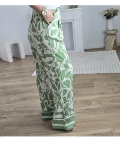 Jeans / Pantalons><noscript><img width=