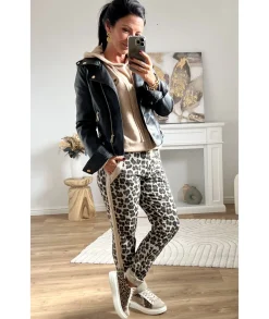 Jeans / Pantalons><noscript><img width=