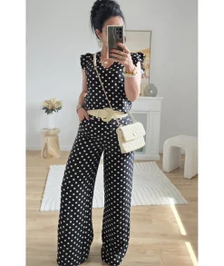 Jeans / Pantalons><noscript><img width=