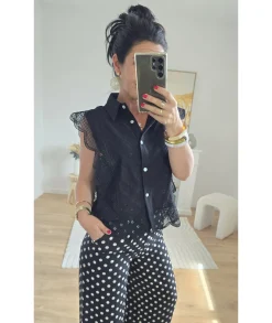 Jeans / Pantalons><noscript><img width=