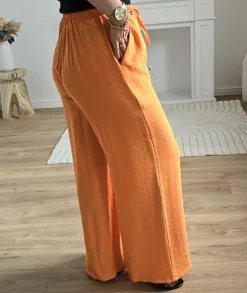 Jeans / Pantalons><noscript><img width=