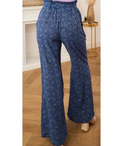 Jeans / Pantalons><noscript><img width=