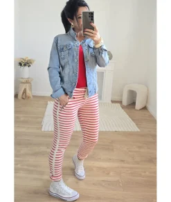 Jeans / Pantalons><noscript><img width=