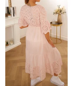 Robes><noscript><img width=