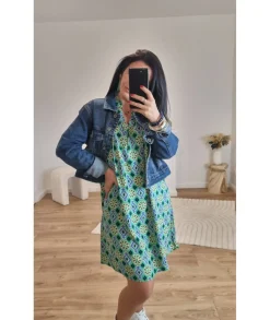 Robes><noscript><img width=