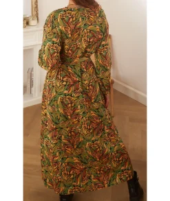 Robes><noscript><img width=