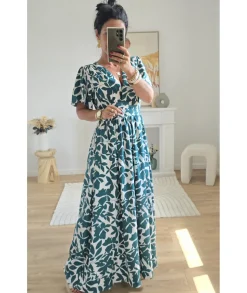 Robes><noscript><img width=