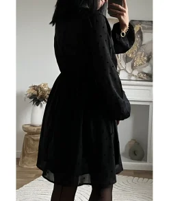 Robes><noscript><img width=