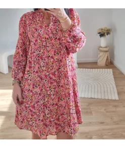 Robes><noscript><img width=