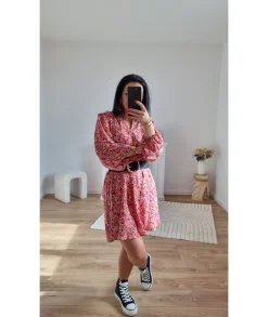 Robes><noscript><img width=