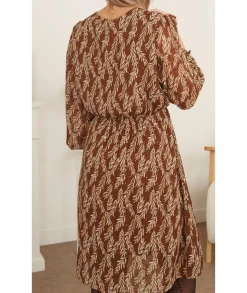 Robes><noscript><img width=