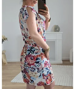 Robes><noscript><img width=