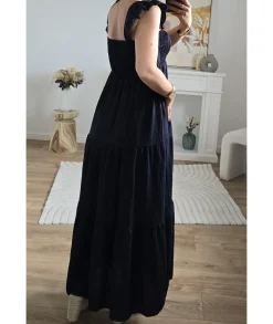 Robes><noscript><img width=
