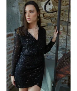 Robes><noscript><img width=