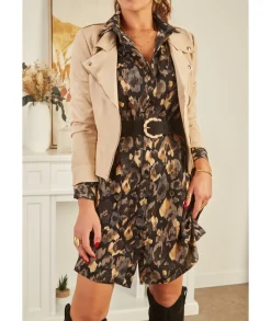 Robes><noscript><img width=