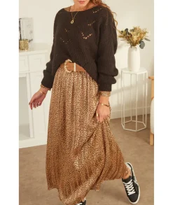 Robes><noscript><img width=