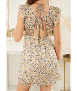 Robes><noscript><img width=