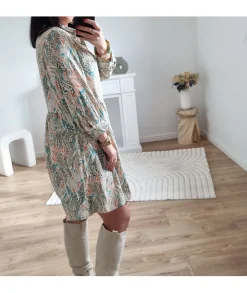 Robes><noscript><img width=