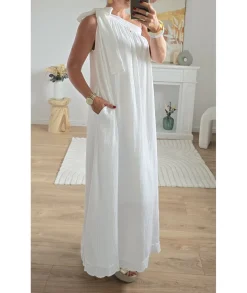 Robes><noscript><img width=