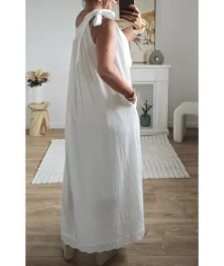 Robes><noscript><img width=