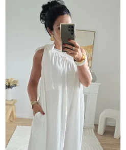Robes><noscript><img width=