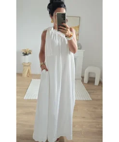 Robes><noscript><img width=