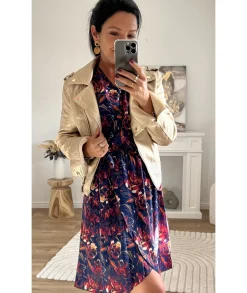 Robes><noscript><img width=
