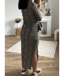 Robes><noscript><img width=