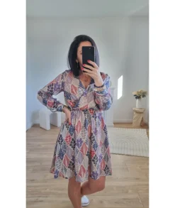 Robes><noscript><img width=