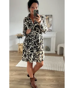 Robes><noscript><img width=