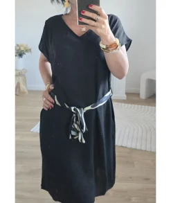 Robes><noscript><img width=
