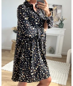 Robes><noscript><img width=