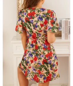 Robes><noscript><img width=