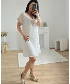 Robes><noscript><img width=