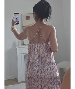 Robes><noscript><img width=