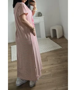 Robes><noscript><img width=