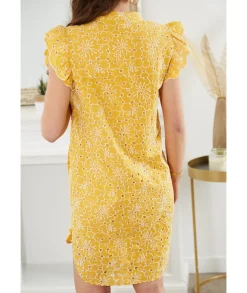 Robes><noscript><img width=