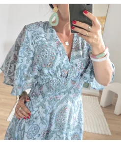 Robes><noscript><img width=