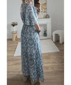 Robes><noscript><img width=