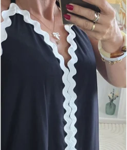 Robes><noscript><img width=