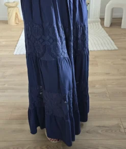 Robes><noscript><img width=