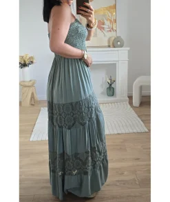 Robes><noscript><img width=