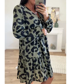 Robes><noscript><img width=