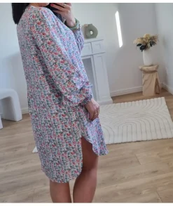 Robes><noscript><img width=