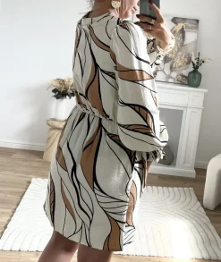 Robes><noscript><img width=