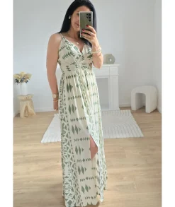Robes><noscript><img width=